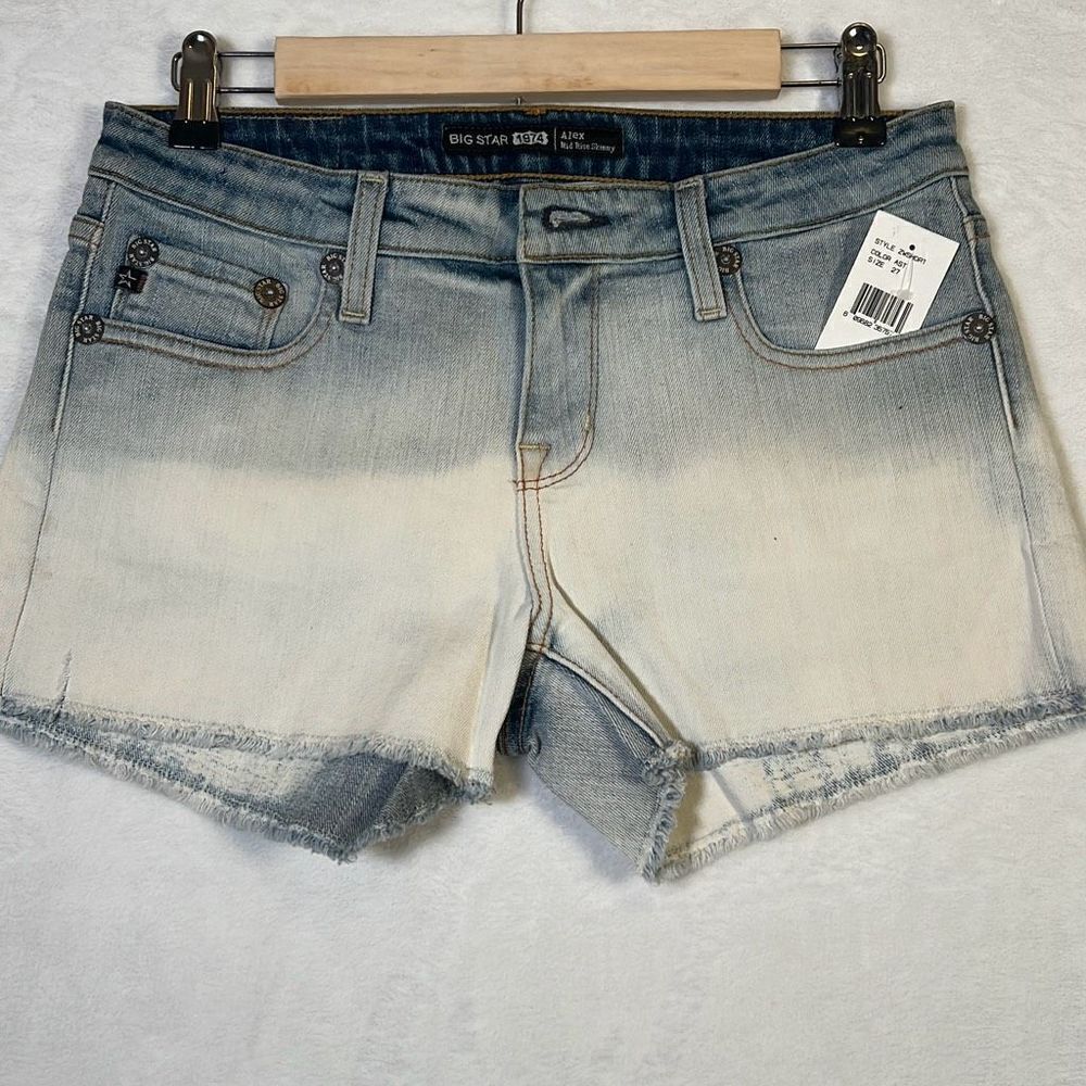 Big Star jean denim shorts- Alex Mid Rise Skinny jean shorts-New w/tag- Women 27